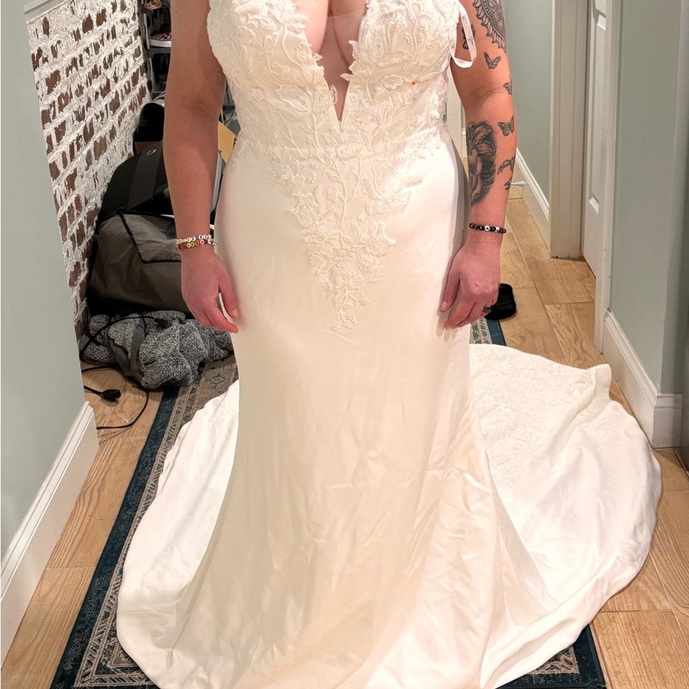 Cristiano Lucci Wedding Dress